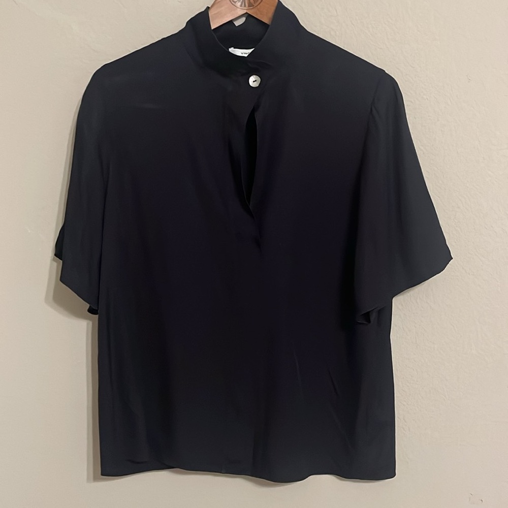 Vince Black Short Sleeve Silk-Blend Blouse. Size S/P